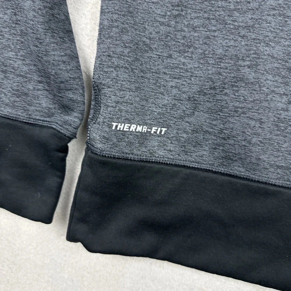 Nike sweatshirt size
